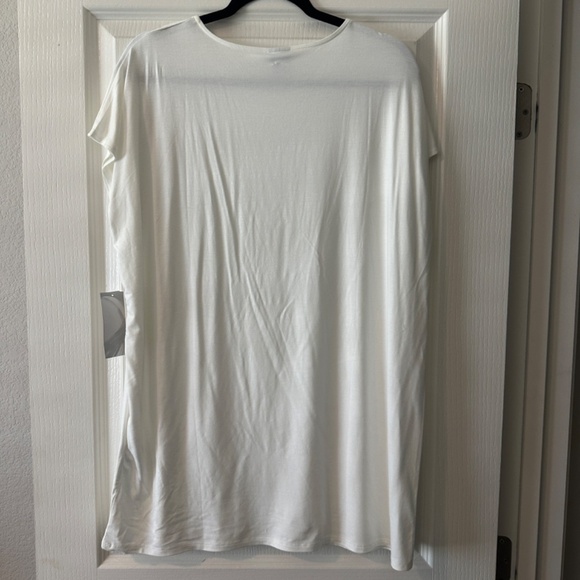 Chico's Touch of Cool Wedge Tunic Alabaster - Picture 2 of 6